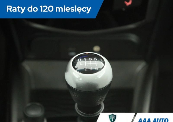 SsangYong Tivoli cena 43000 przebieg: 131390, rok produkcji 2016 z Okonek małe 301